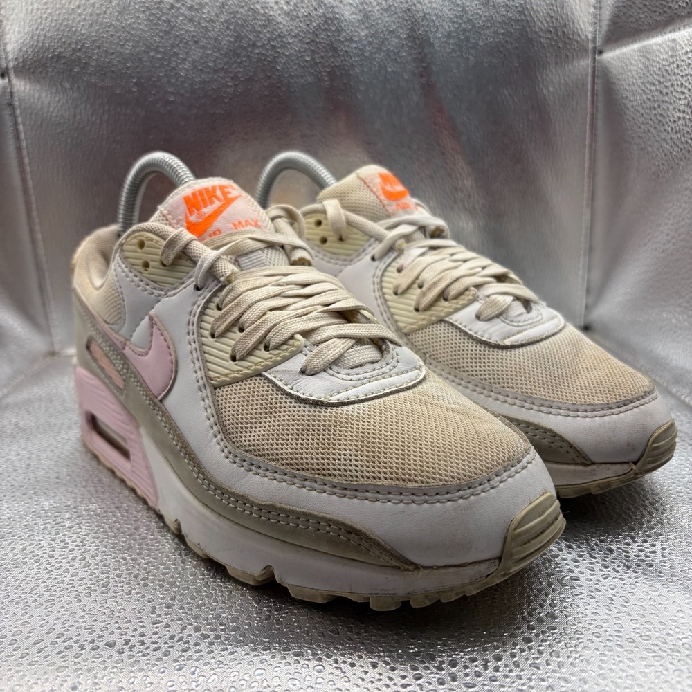 Size 7.5 Nike Air Max 90 White Pink Foam‎ Womens Athletic Shoes CZ0371-100